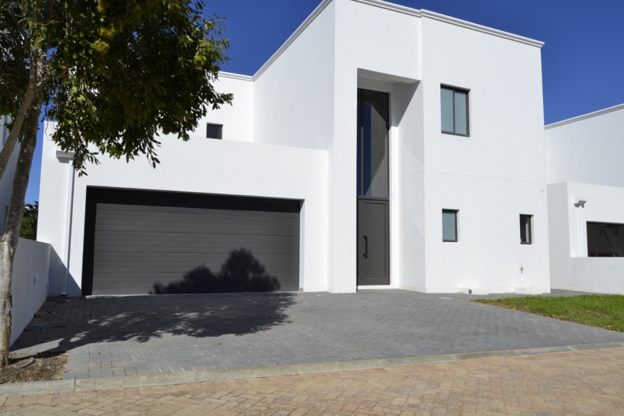 To Let 4 Bedroom Property for Rent in Croydon Gardens Estate Western Cape